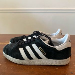 Adidas Gazelle Women’s Sneakers, Black/White Size 5.5